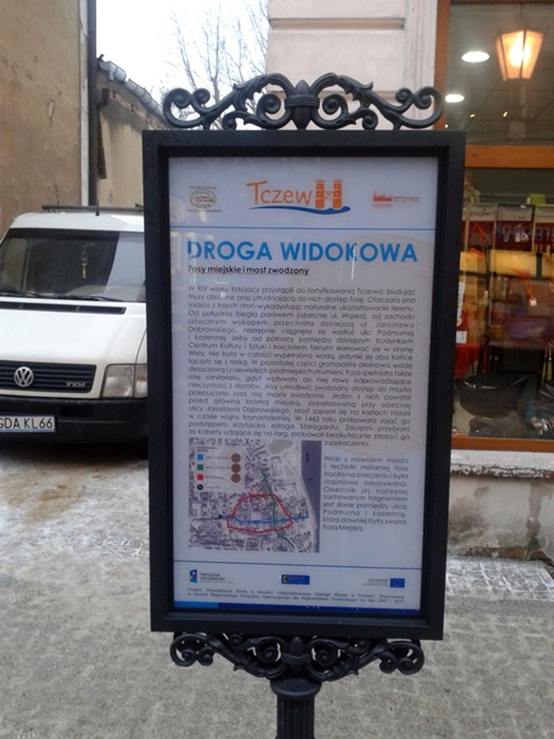 Tablice z dawką historii 