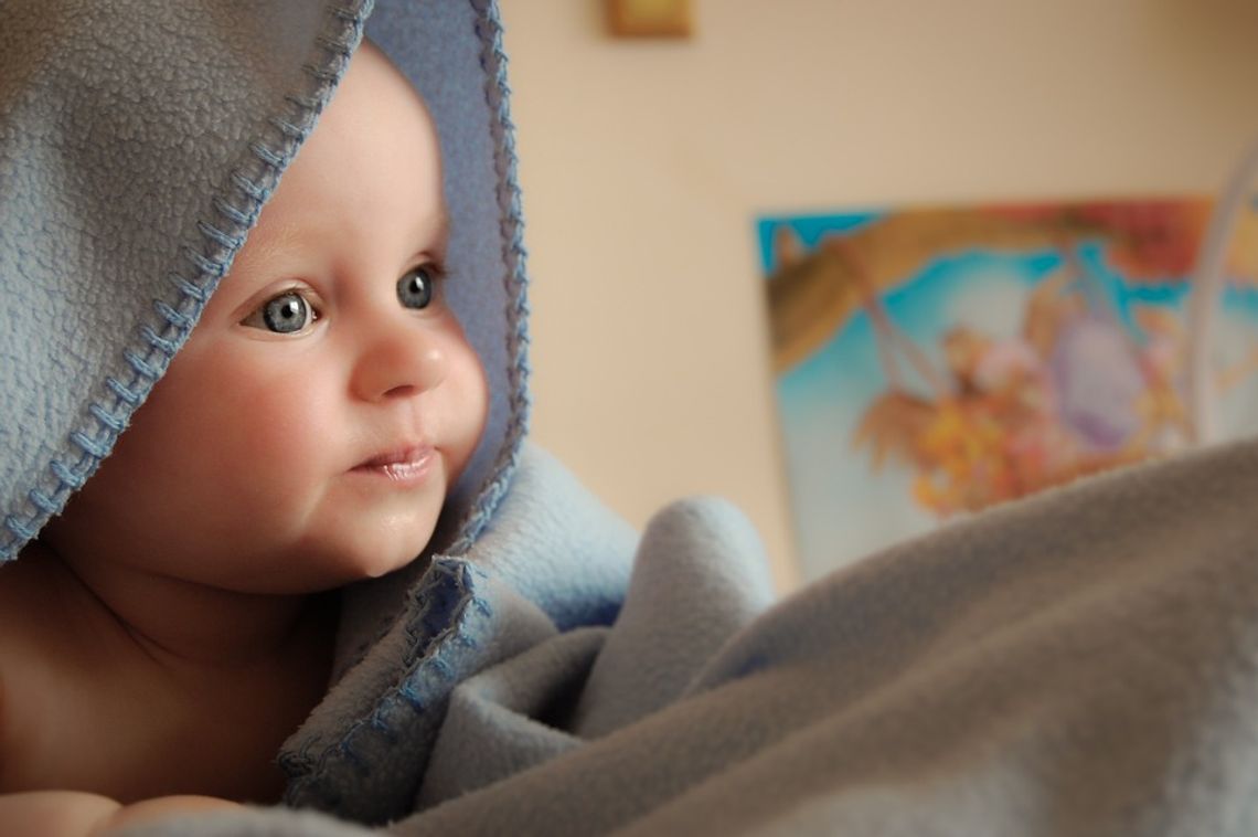 Tczew w liczbach: rośnie liczba urodzeń, spada mieszkańców. Wśród imion najrzadziej nadawanych... Andrzej i Sebastian