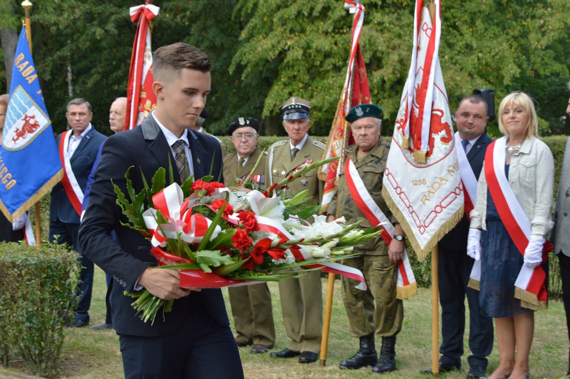Tczewianie oddali hołd ofiarom agresji sowieckiej Tczewianie oddali hołd ofiarom agresji sowieckiej