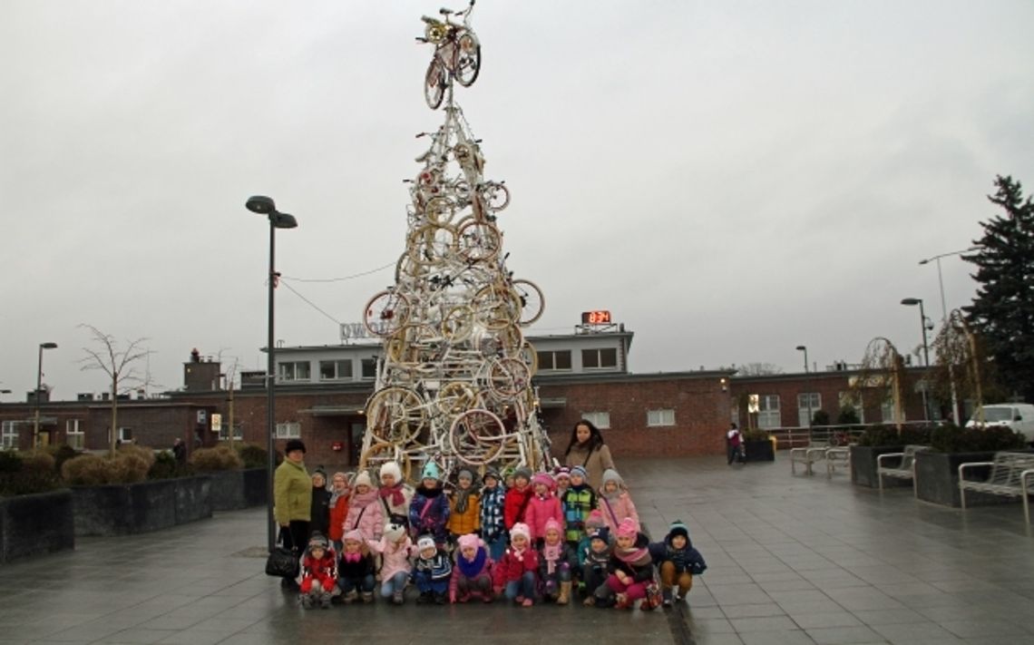 Tczewska rowerowa choinka już na „węźle”