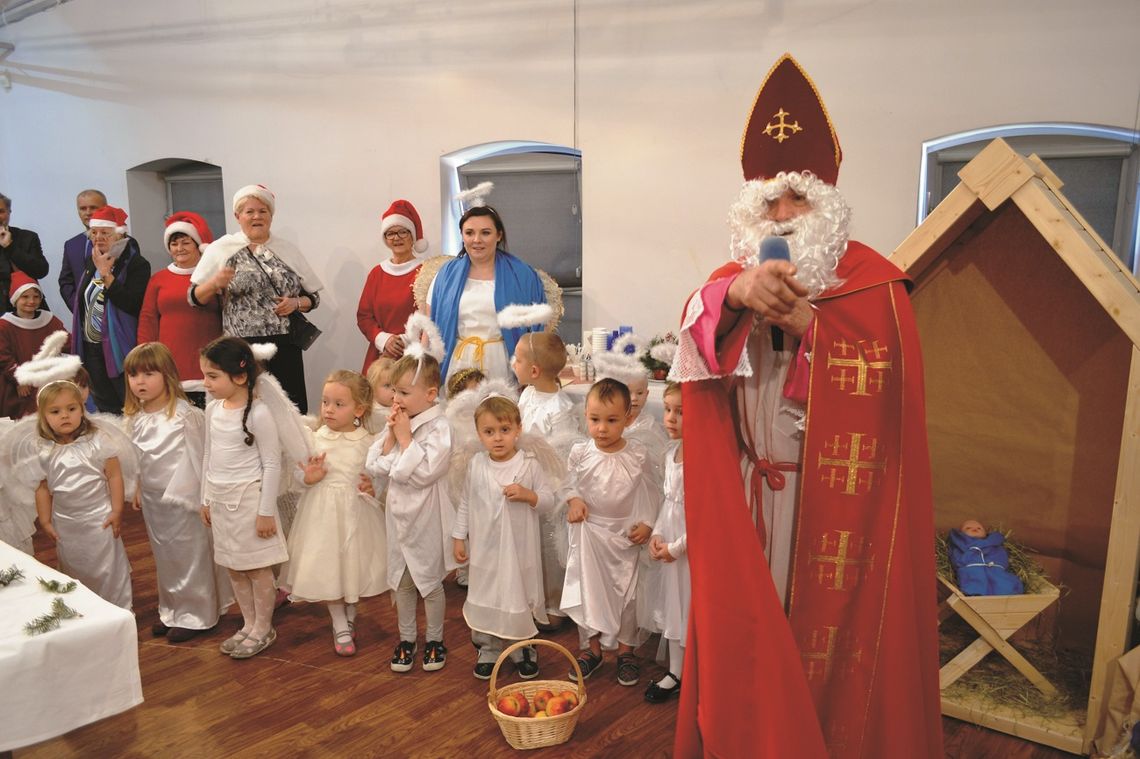 Tczewskie przedszkolaki w jasełkowych kreacjach w Fabryce Sztuk! Tczewskie przedszkolaki w jasełkowych kreacjach w Fabryce Sztuk!