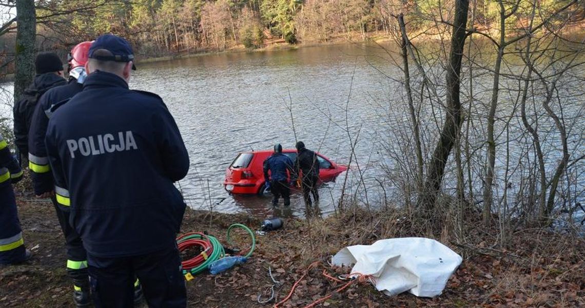 Tragedia pod Skarszewami. Z jeziora wyłowiono auto z ciałem 24-latki