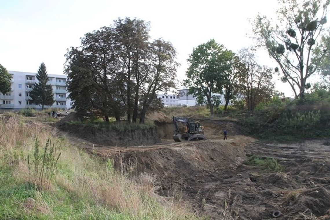 Trwa budowa kanalizacji deszczowej przy ul. Tczewskich Saperów.