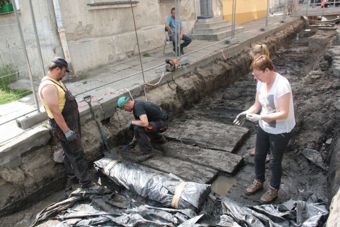 Trwają badania zabytkowego traktu w Gniewie