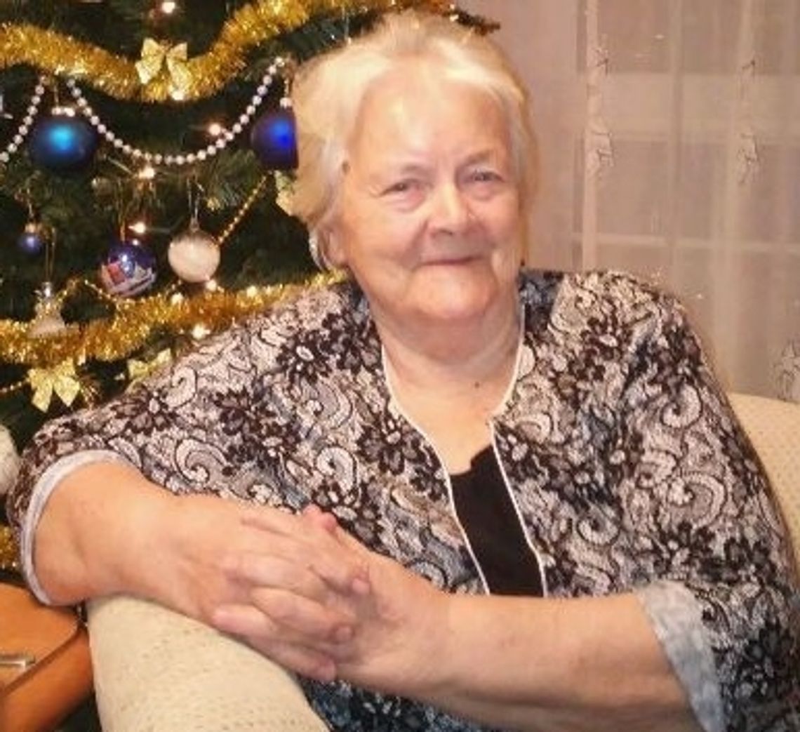 Trwają poszukiwania chorej mieszkanki Tczewa. Policja publikuje zdjęcie części płaszcza, w którym widziano ją po raz ostatni Trwają poszukiwania chorej mieszkanki Tczewa. Policja publikuje zdjęcie części płaszcza, w którym widziano ją po raz ostatni