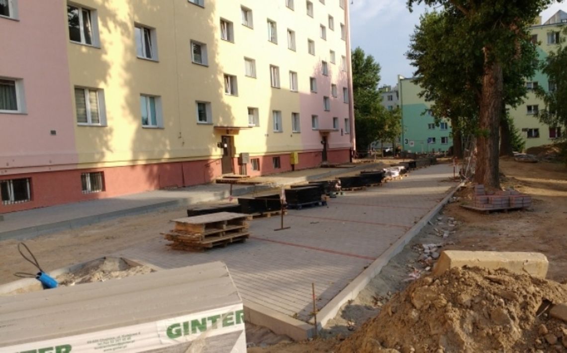 Trwają prace remontowe przy ul. Orzeszkowej. Inwestycja zakończy się w październiku