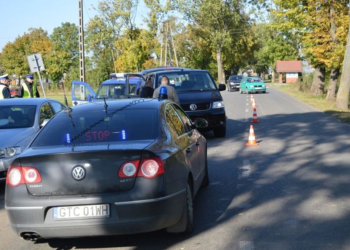 Trzy tymczasowe areszty: za rozbój na 69-latku i za uciekanie drogówce