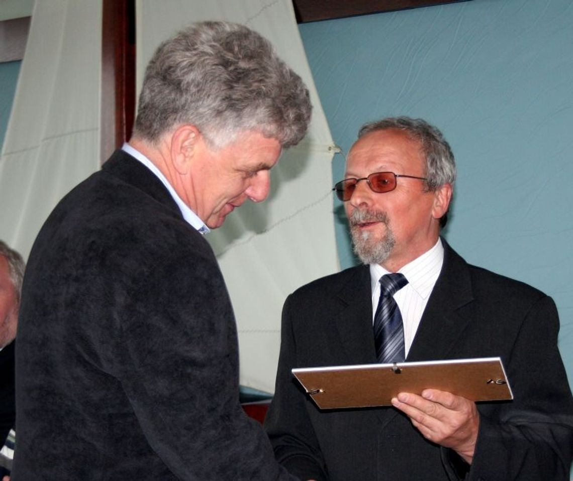 Uhonorowali działaczy i wybrali władze