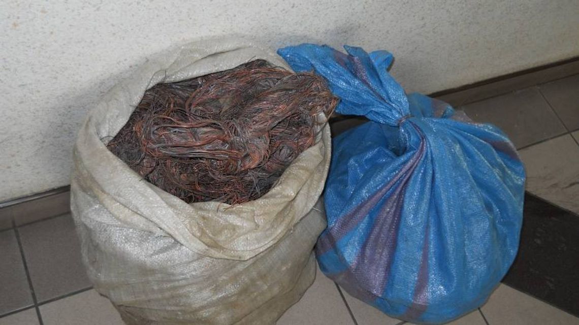 Ukradli 95 metrów kabla telefonicznego za 30 tys. zł!