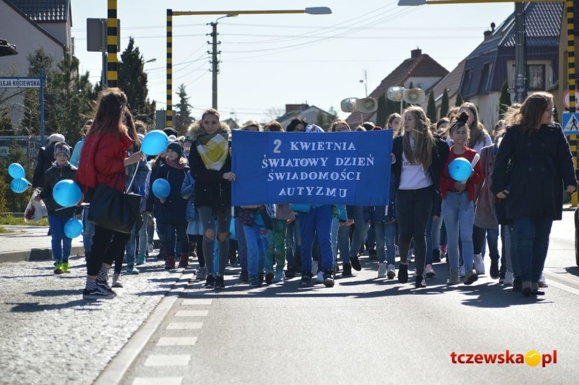 Ulicami Tczewa przeszedł Marsz na Niebiesko (ZDJĘCIA) Ulicami Tczewa przeszedł Marsz na Niebiesko (ZDJĘCIA)