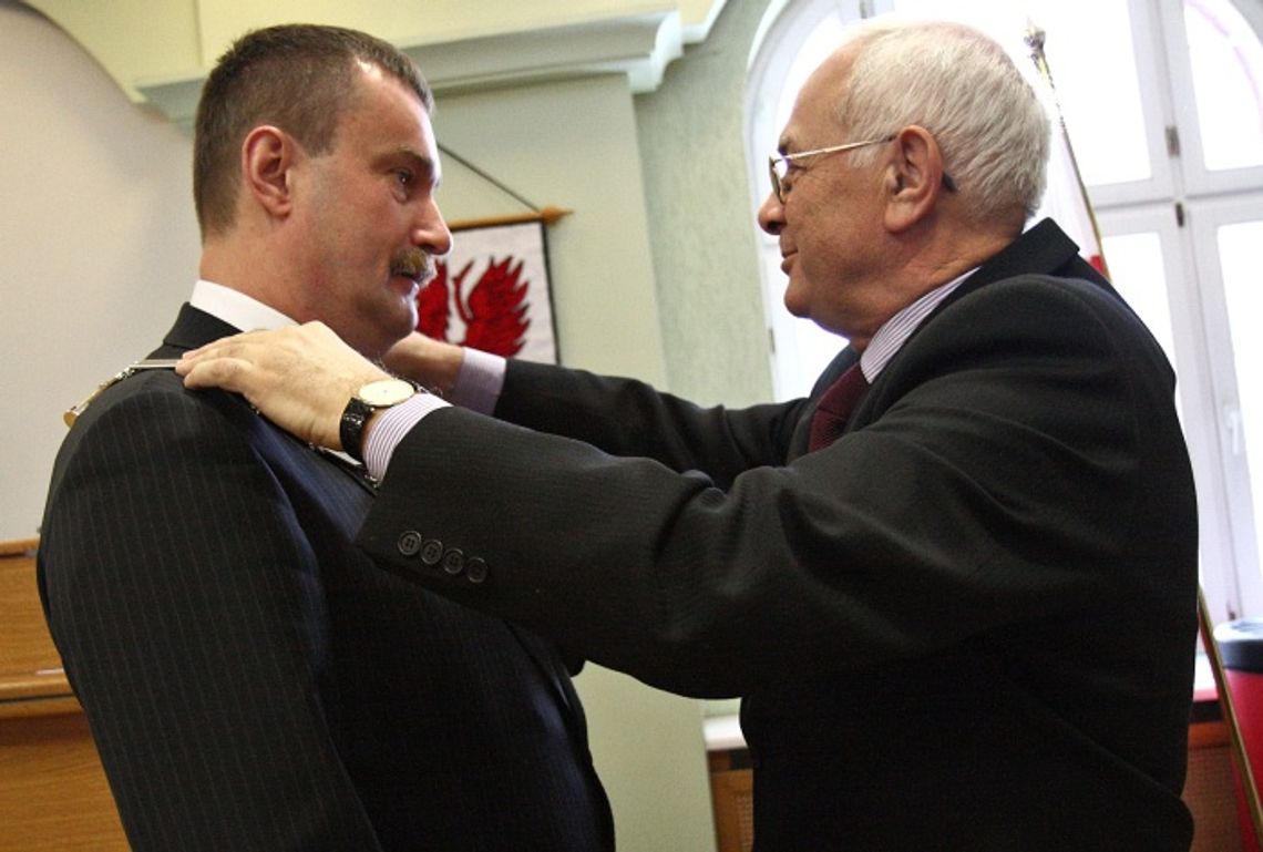 „Umarł król, niech żyje król”. Nowy prezydent Tczewa zaprzysiężony „Umarł król, niech żyje król”. Nowy prezydent Tczewa zaprzysiężony