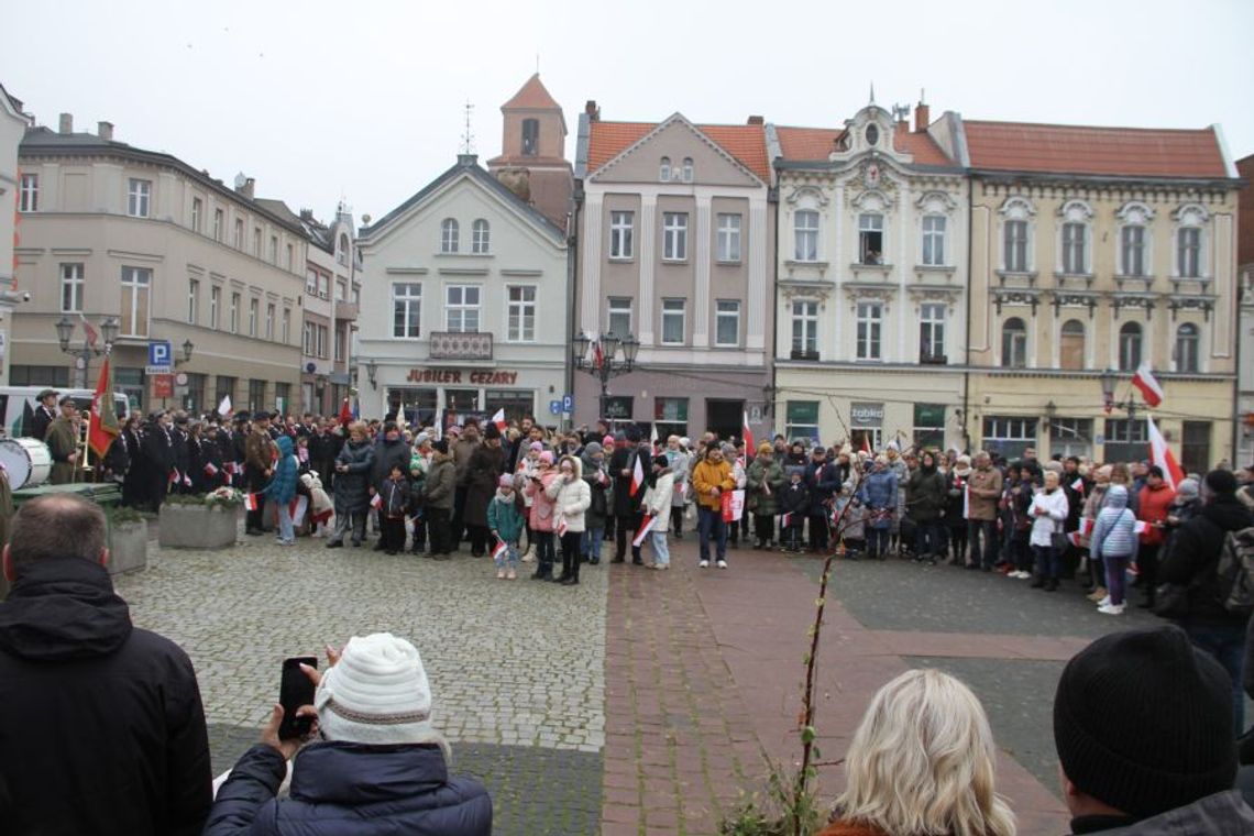 Uroczystości w Tczewie oraz Mural napoleoński z okazji 11 Listopada Narodowego Święta Niepodległości