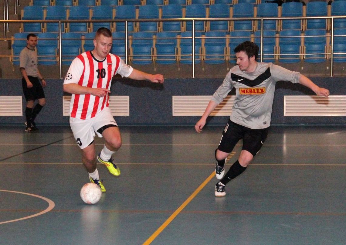Walczą o czwórkę i emocje rosną - Liga Futsalu Powiatu Tczewskiego