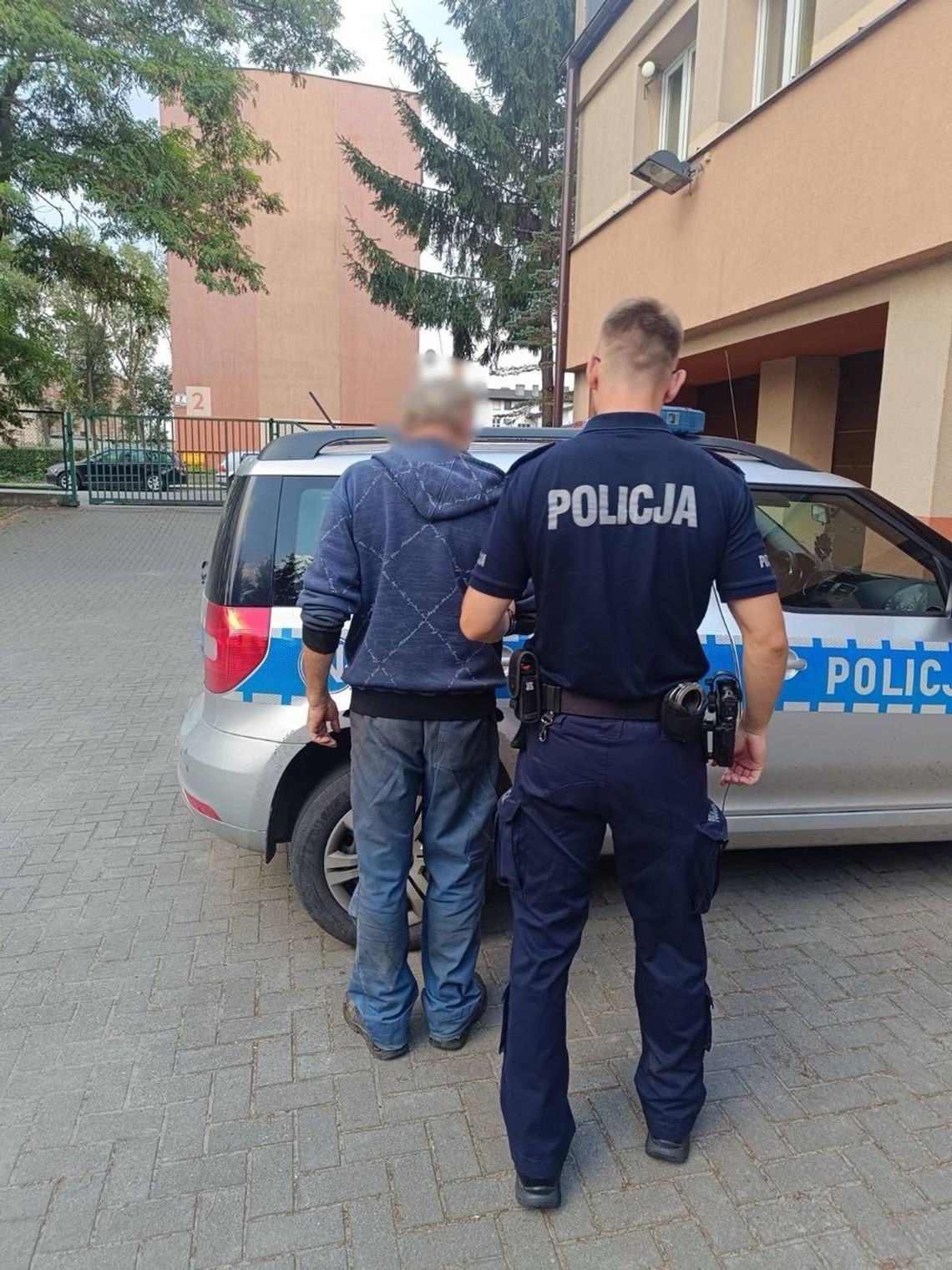 Weekendowe kontrole w Pelplinie: jeden nietrzeźwy kierowca i trzej rowerzyści zatrzymani przez policję Weekendowe kontrole w Pelplinie: jeden nietrzeźwy kierowca i trzej rowerzyści zatrzymani przez policję