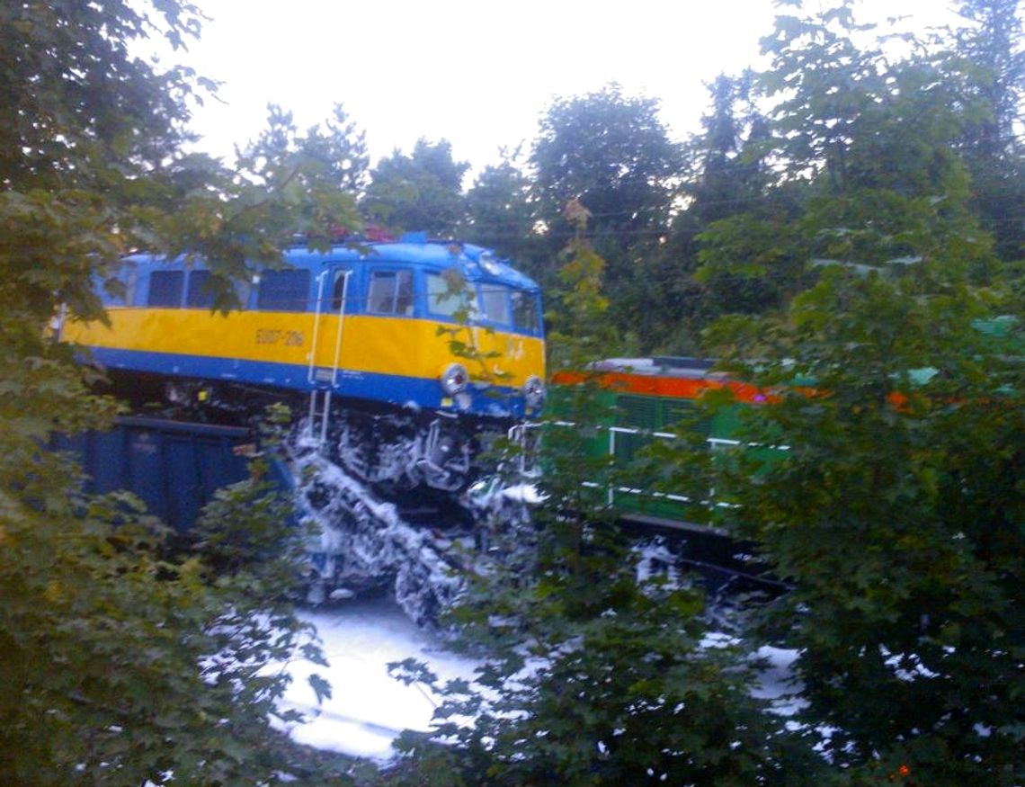 Wiadomo co było przyczyną zderzenia pociągów . Zawinił maszynista Wiadomo co było przyczyną zderzenia pociągów . Zawinił maszynista