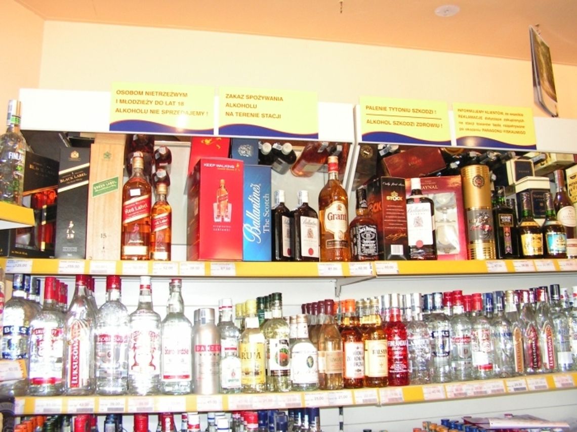 Więcej sklepów „z procentami” Więcej sklepów „z procentami”