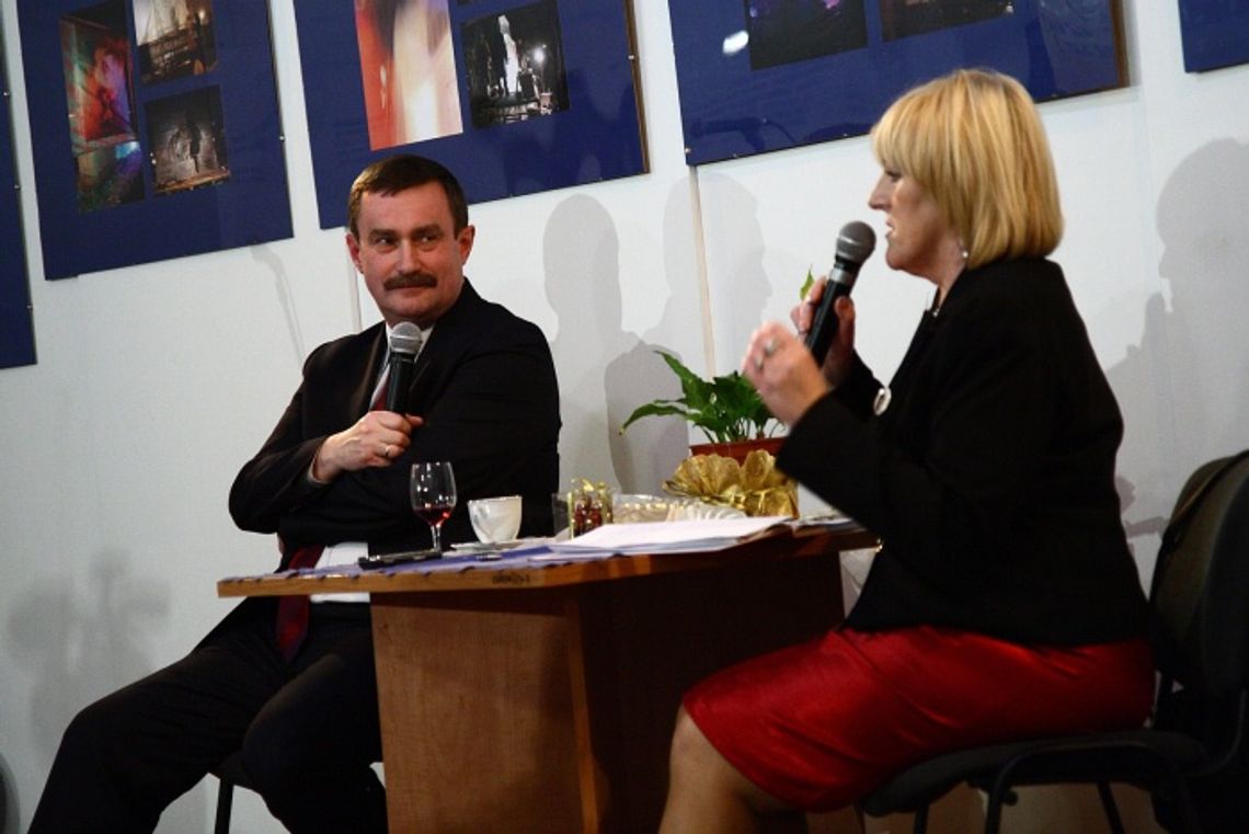 Wierny mąż, wzorowy ojciec, mistrz kuchni i… milczek z naleśnikami Wierny mąż, wzorowy ojciec, mistrz kuchni i… milczek z naleśnikami