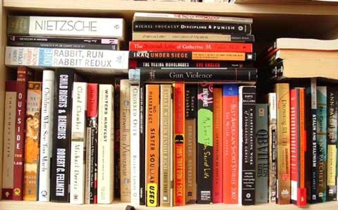 Włam do biblioteki po… encyklopedię