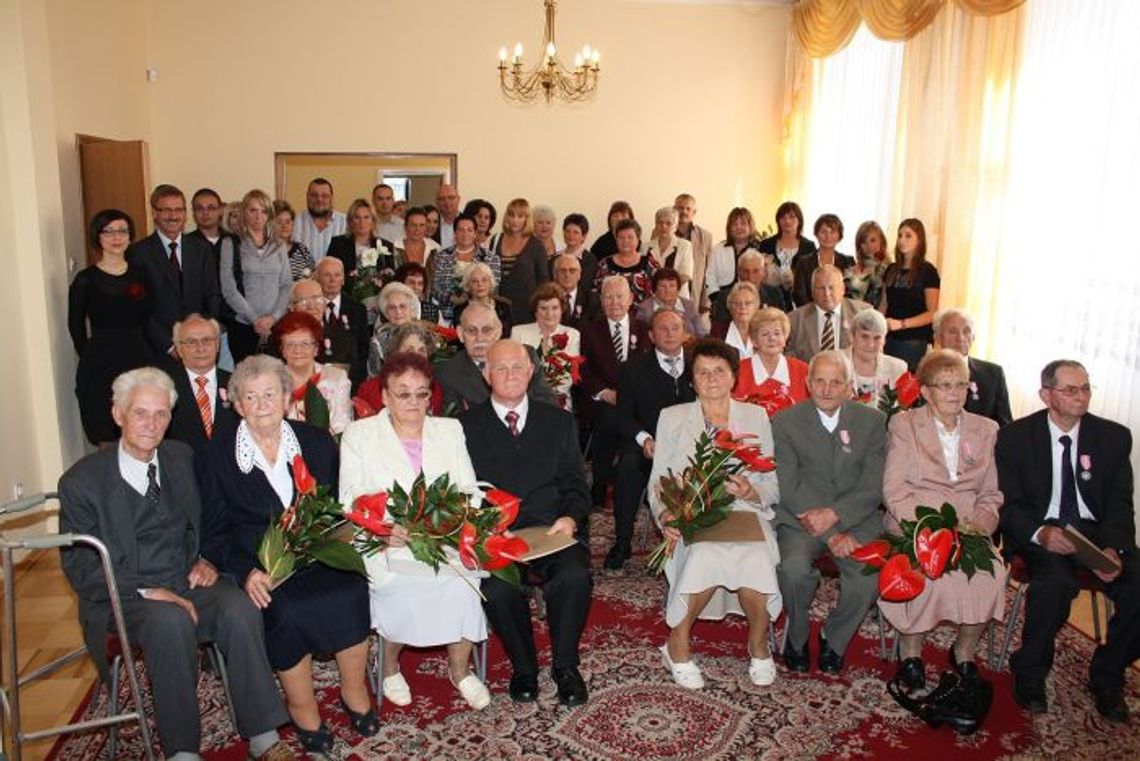 Wspomnieniom nie było końca - weselni jubilaci w USC Wspomnieniom nie było końca - weselni jubilaci w USC