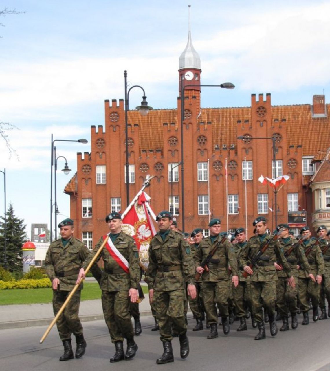 Wyprowadzka saperów - zostanie na pamiątkę 18 ton złomu
