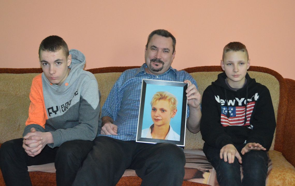 Za chwilę święta... Pomóżmy potrzebującej rodzinie Za chwilę święta... Pomóżmy potrzebującej rodzinie