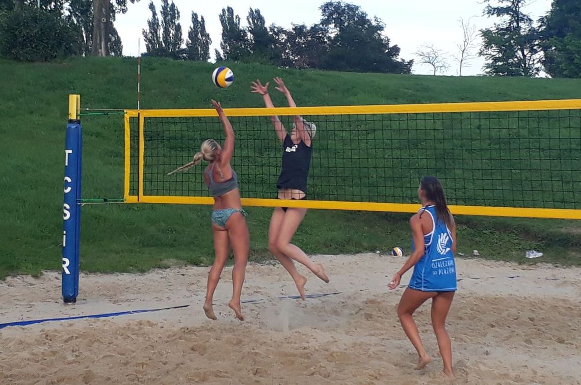 Zacięta rywalizacja na piachu - IV turniej XX Grand Prix Tczewa Zacięta rywalizacja na piachu - IV turniej XX Grand Prix Tczewa