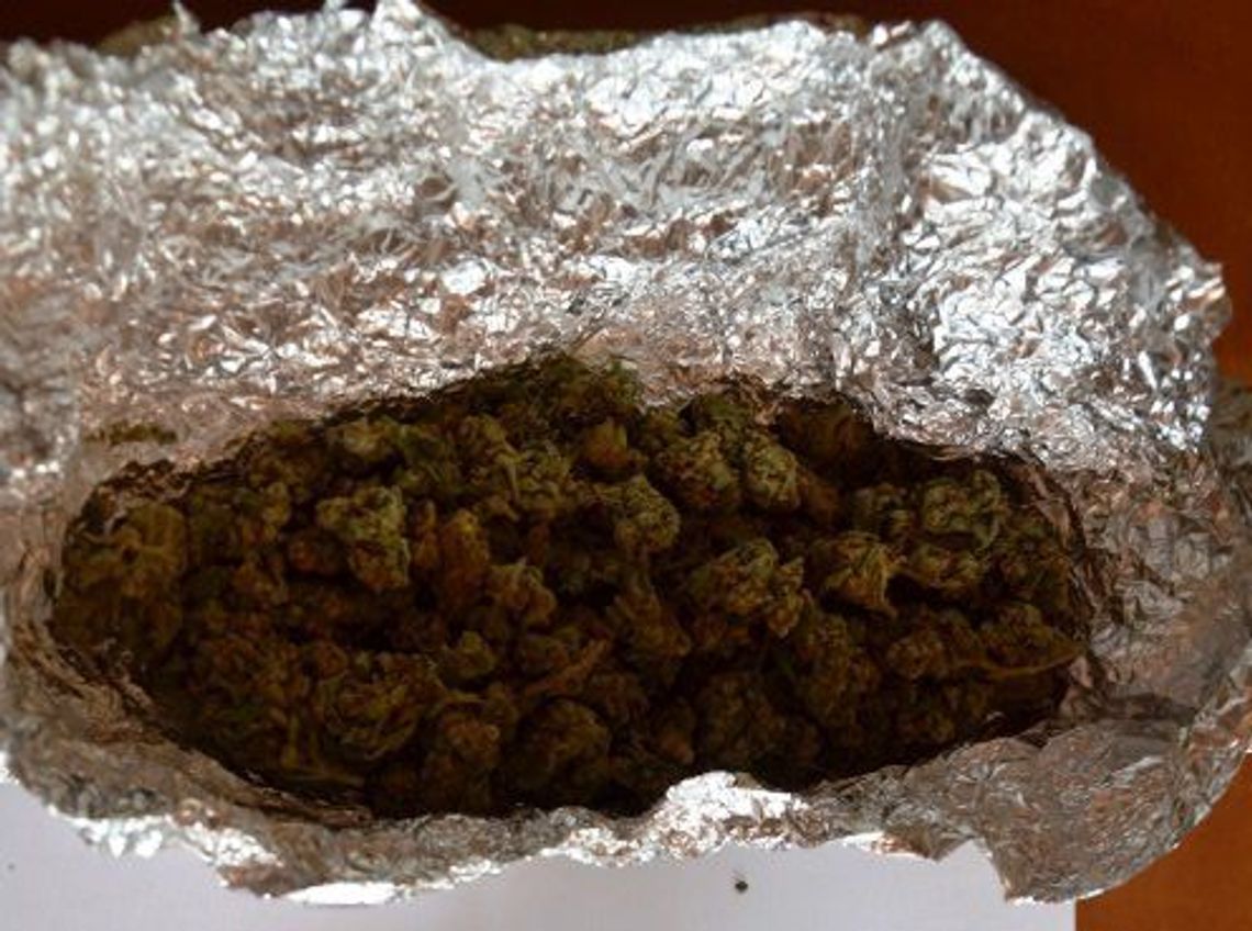 Zafundowali 17-latkowi kontrolę i znaleźli... to Zafundowali 17-latkowi kontrolę i znaleźli... to