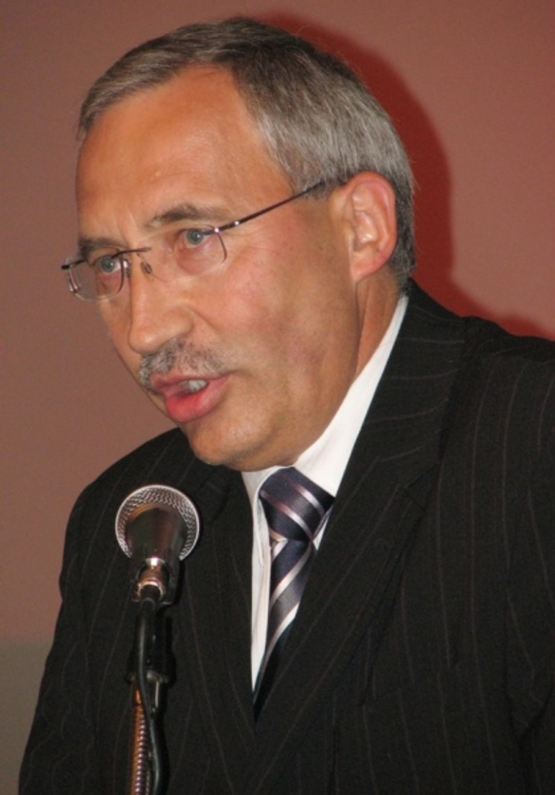 Zaskoczony poseł - nie wie co w branży piszczy?