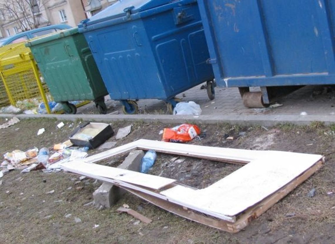 „Zaśmiecony” wizerunek miasta. Prezydent: podnieście swoje śmieci „Zaśmiecony” wizerunek miasta. Prezydent: podnieście swoje śmieci