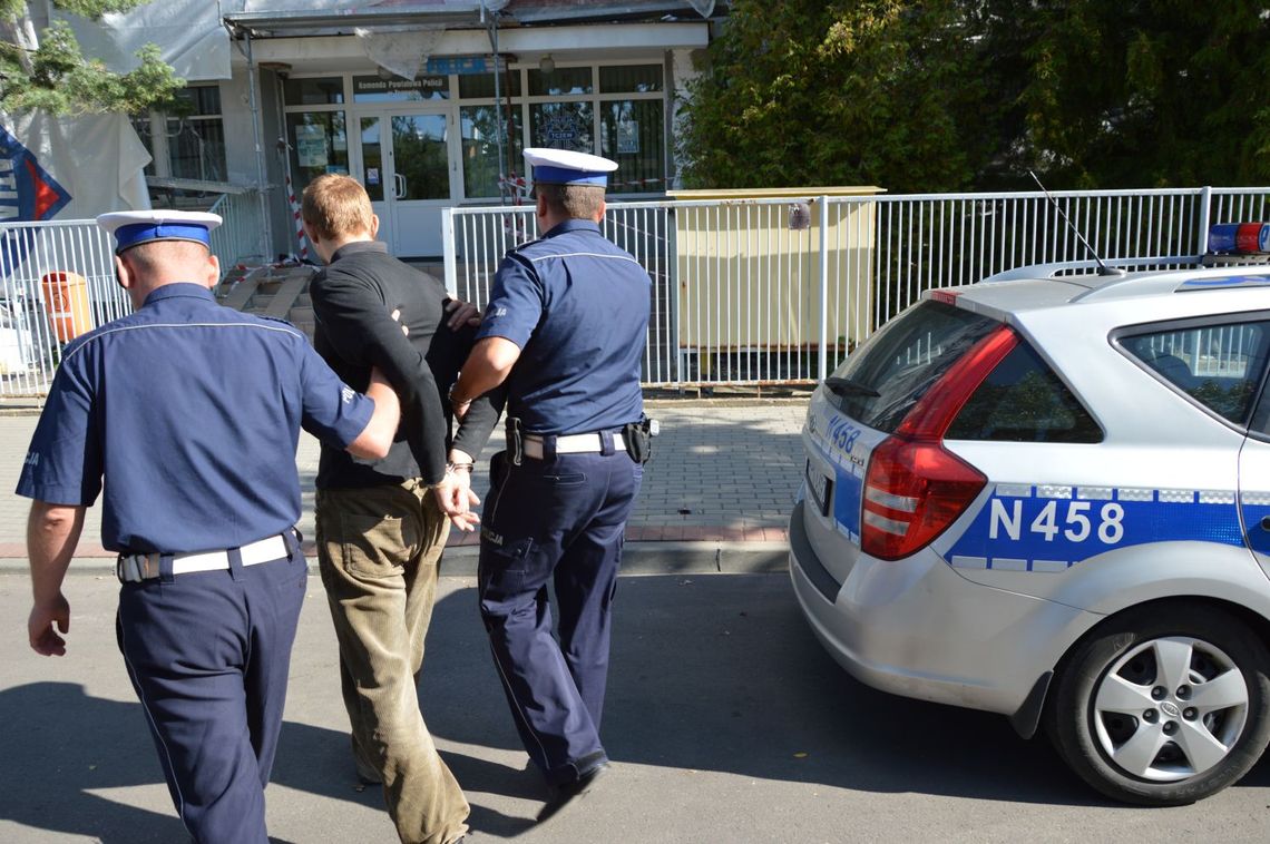 Zatrzymano hodowców konopi indyjskich, w tym 15-latka