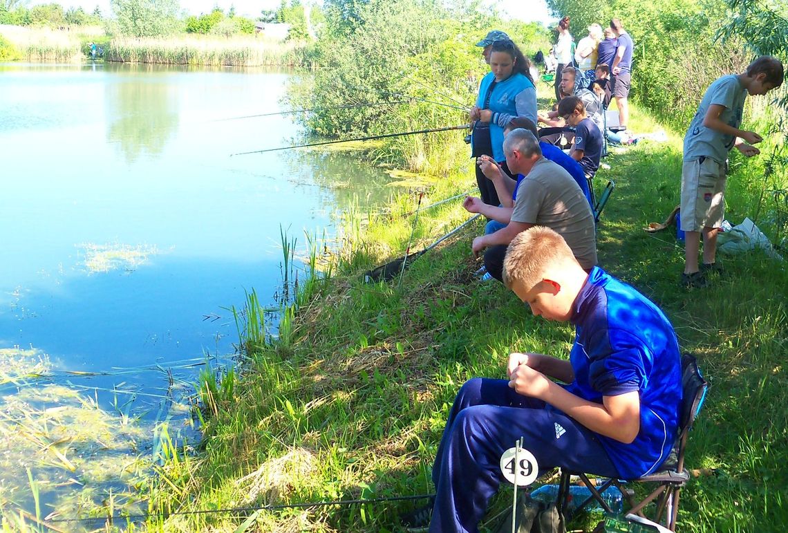 Zawody wędkarskie z okazji Dnia Dziecka Zawody wędkarskie z okazji Dnia Dziecka