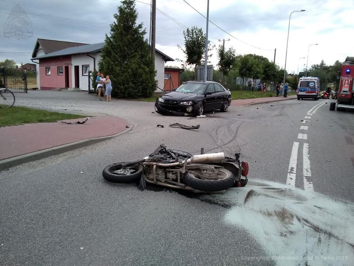 Zderzenie motocykla z samochodem w Szpęgawie