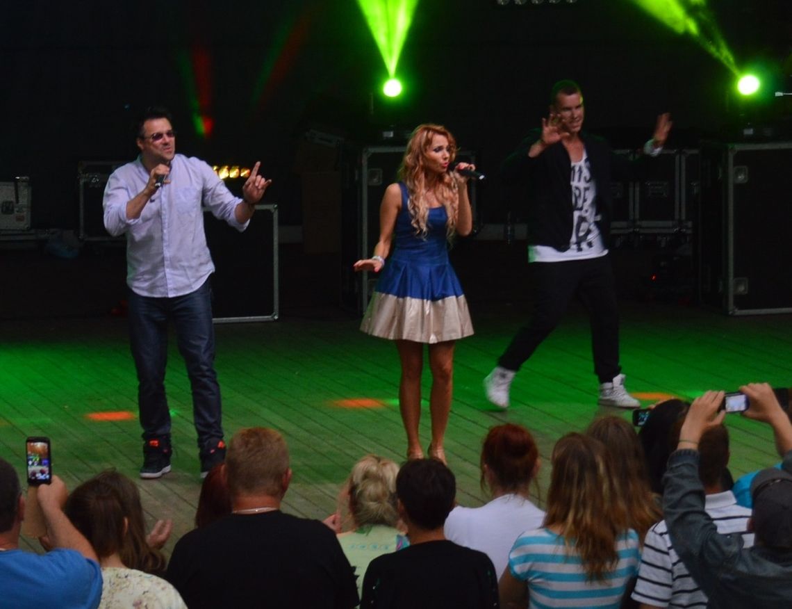 (ZDJĘCIA) Gorąca sobota w rytmie disco polo w Tczewie. Oj działo się!