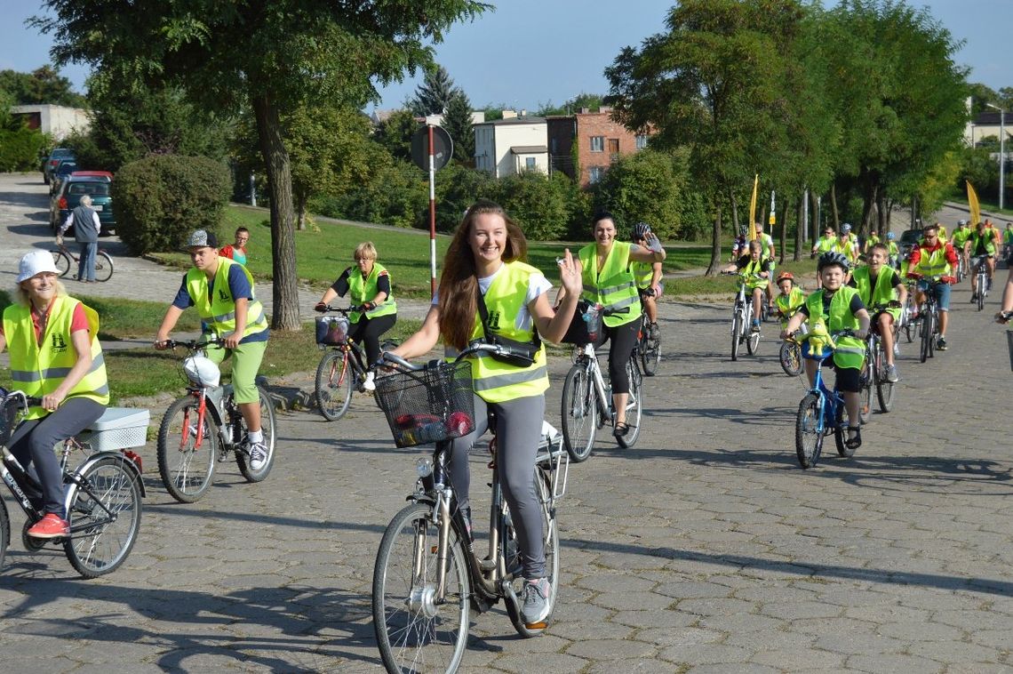 (ZDJĘCIA) Kilkuset rowerzystów przejechało ulicami Tczewa (ZDJĘCIA) Kilkuset rowerzystów przejechało ulicami Tczewa