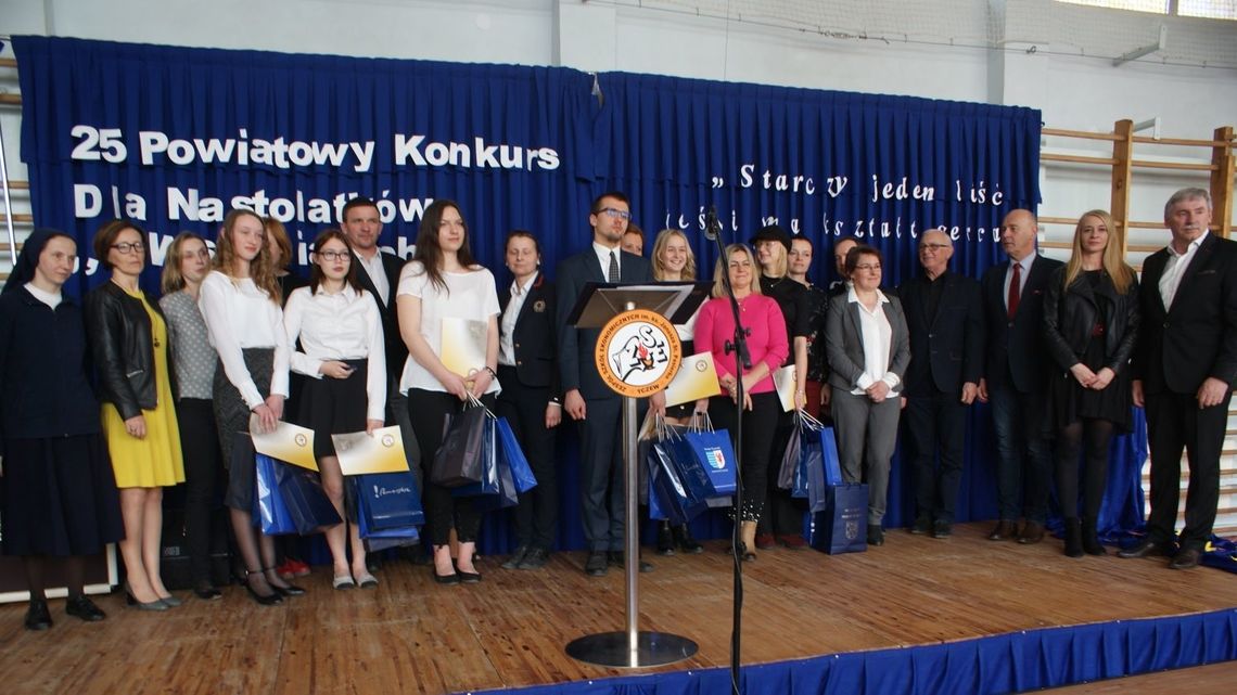 (ZDJĘCIA) Poznaliśmy laureatów Konkursu „Ośmiu Wspaniałych”. Kornelia Stubba z główną nagrodą! (ZDJĘCIA) Poznaliśmy laureatów Konkursu „Ośmiu Wspaniałych”. Kornelia Stubba z główną nagrodą!