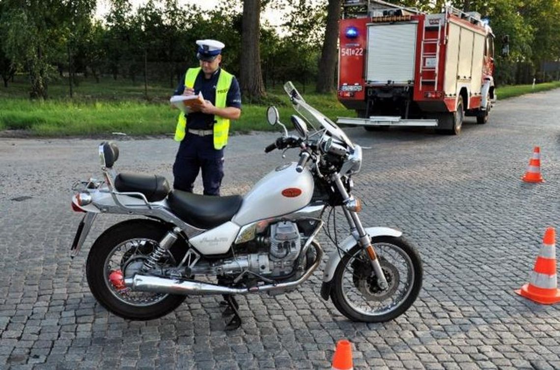 (ZDJĘCIA) Tczewscy policjanci pracowali na miejscu dwóch wypadków. W sumie trzy osoby zostały ranne