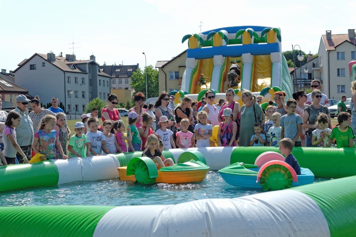 (ZDJĘCIA) Zjeżdżalnie, trampoliny, koncerty - w sobotę na bulwarze nie brakowało atrakcji dla dzieci! (ZDJĘCIA) Zjeżdżalnie, trampoliny, koncerty - w sobotę na bulwarze nie brakowało atrakcji dla dzieci!