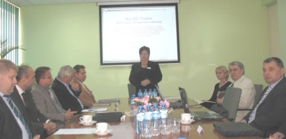 „Zielona energia” na wyciągnięcie ręki. Przekonywanie nieufnych rolników do biogazowni „Zielona energia” na wyciągnięcie ręki. Przekonywanie nieufnych rolników do biogazowni