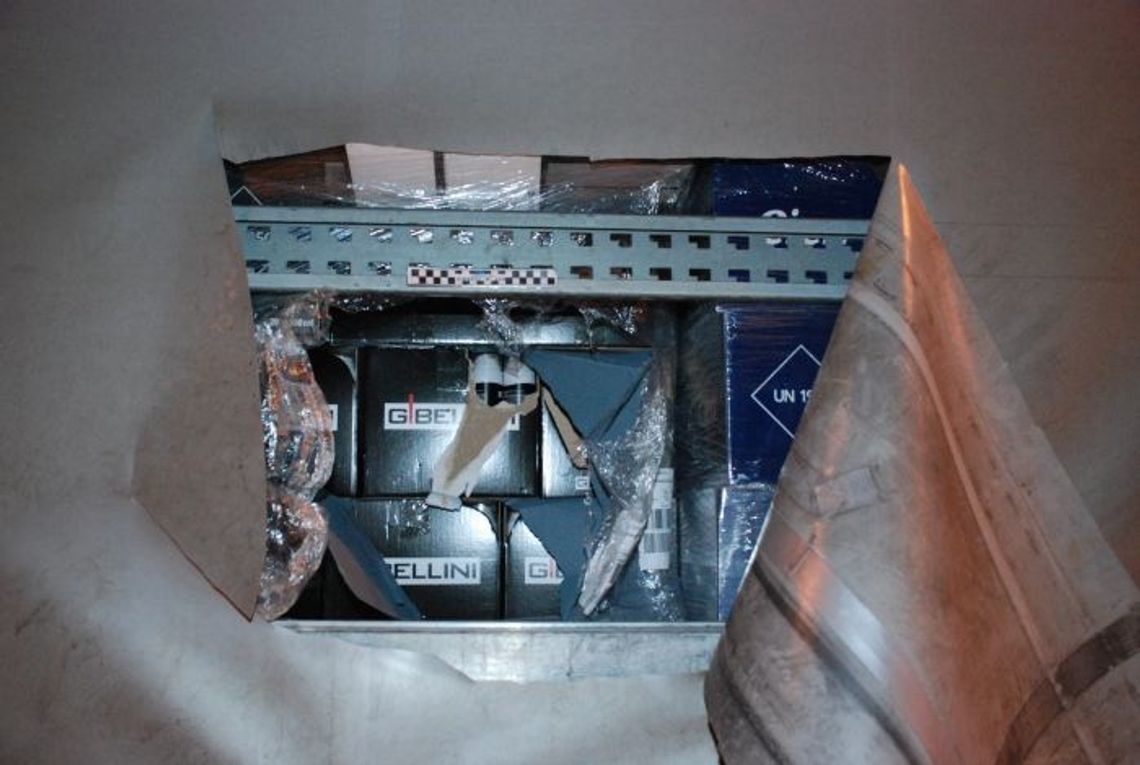 Złodzieje pianek do golenia za kratkami