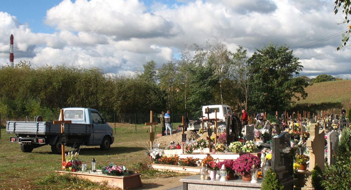 ZUK przejmuje cmentarz. Po ponad ćwierć wieku zarządca rezygnuje z pracy