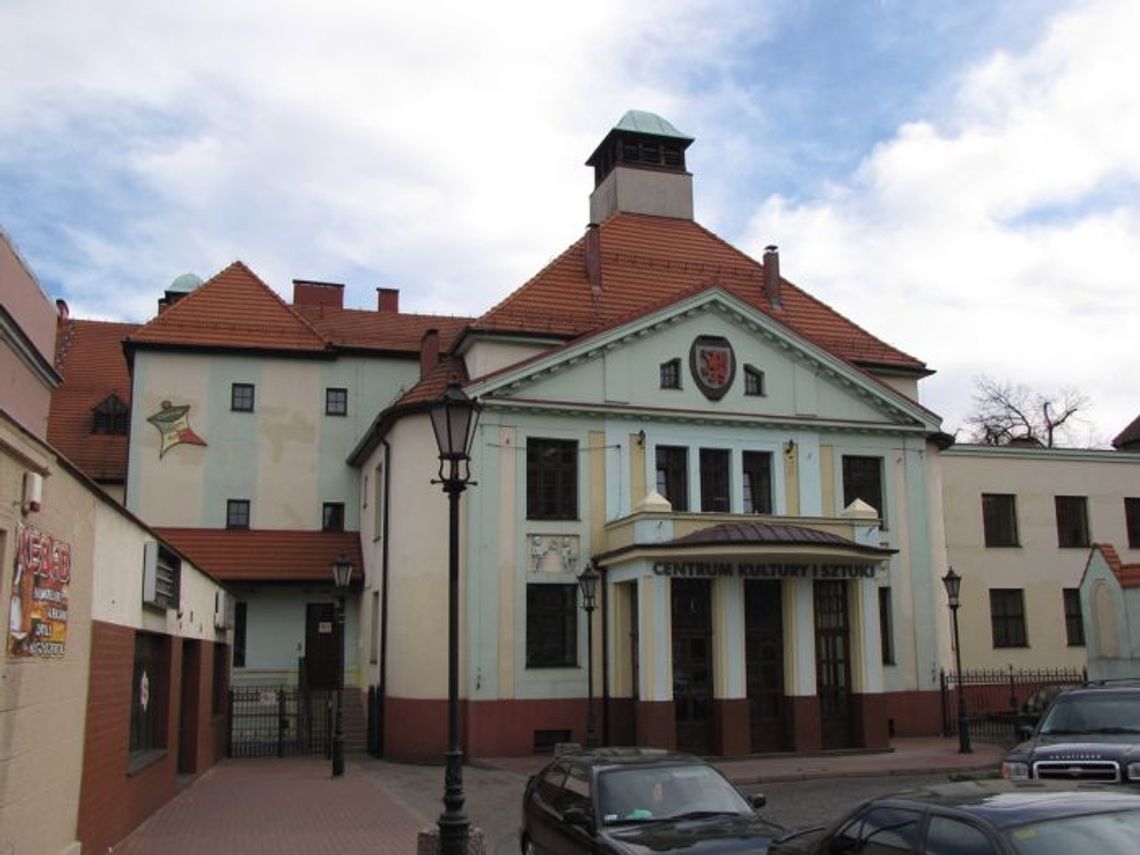 Zziębnięta kultura. W Centrum Kultury i Sztuki nie ma warunków do przeprowadzania imprez? Zziębnięta kultura. W Centrum Kultury i Sztuki nie ma warunków do przeprowadzania imprez?