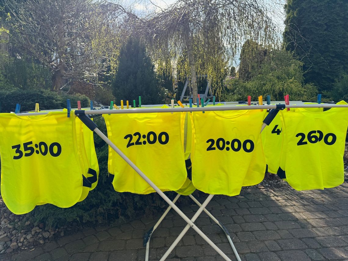 Parkrun z „zajączkami” w Tczewie. Pobiegaj i popraw swój rekord