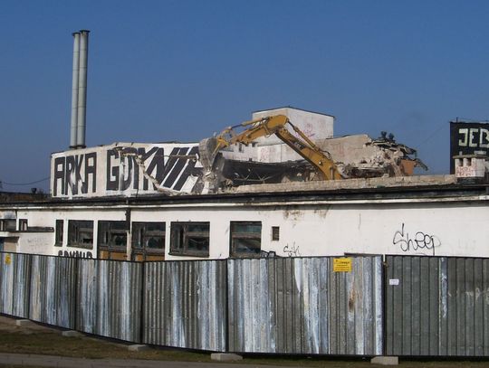 Rozbierają masarnię