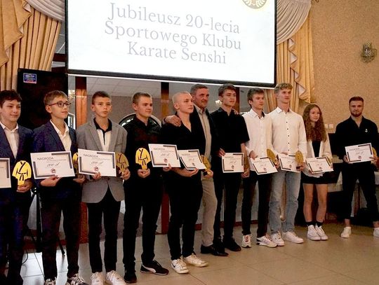20-lecie Klubu Sportowego Senshi Tczew. Doceniono trenerów, sportowców i sponsorów. Arkadiusz Stubba z 6 Danem!