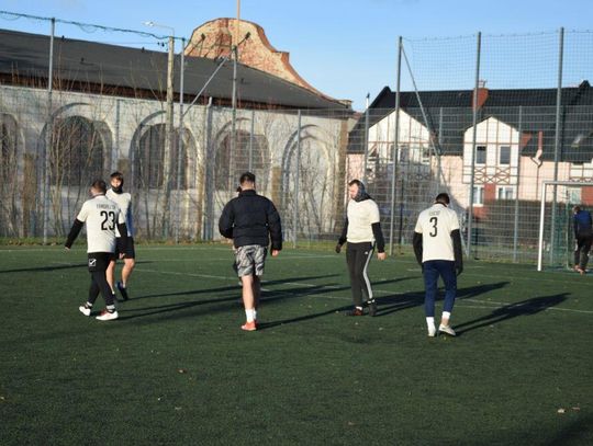 Sparingowy mecz mikołajkowy. Trenowali przed kolejnym sezonem Ligi Play Arena