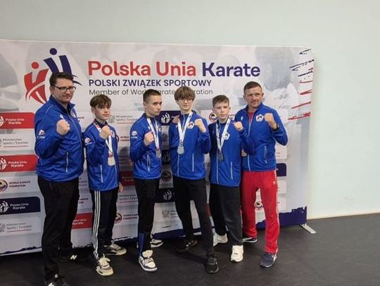 Karatecy z Tczewa z trofeami z Mistrzostw Polski w Gronowie