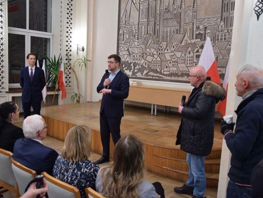 Spotkanie noworoczne posłów Andrzeja Śliwki i Kacpra Płażyńskiego w gdańskim budynku „Solidarności”